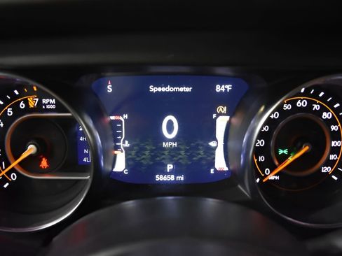 Used 2021 Jeep Gladiator Overland AWD/4WD image 17