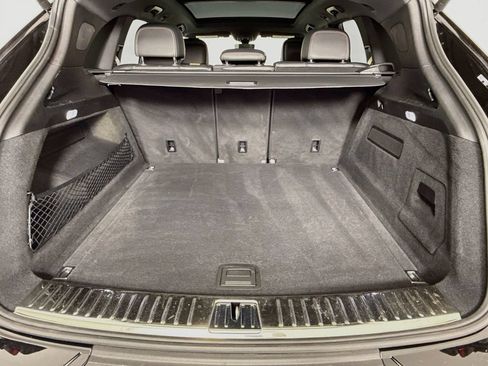 Certified 2024 Porsche Cayenne AWD/4WD image 27
