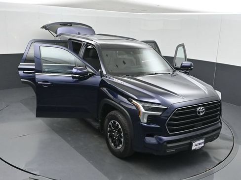 Used 2025 Toyota Sequoia SR5 w/ TRD Off-Road Package AWD/4WD image 54
