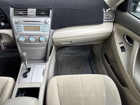 Used 2009 Toyota Camry LE image 27