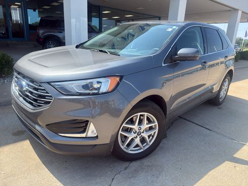 Used 2022 Ford Edge SEL w/ Convenience Package AWD/4WD image 2