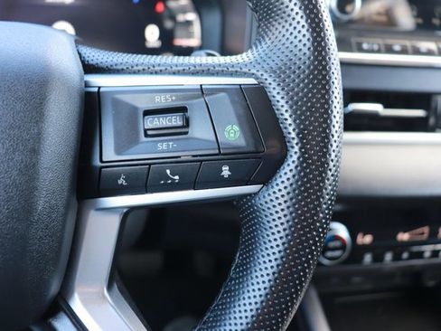 Used 2024 Mitsubishi Outlander 4WD Plug-In Hybrid image 24