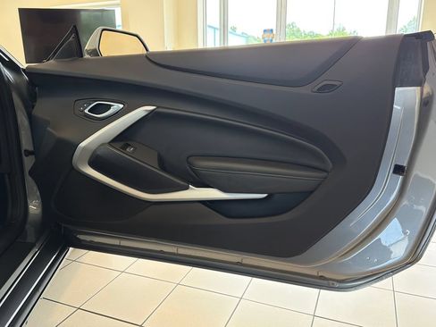 Used 2020 Chevrolet Camaro SS RWD image 20