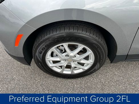 Used 2023 Chevrolet Equinox LT w/ Driver Convenience Package image 15