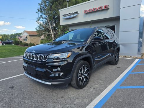 Used 2025 Jeep Compass Limited AWD/4WD image 8