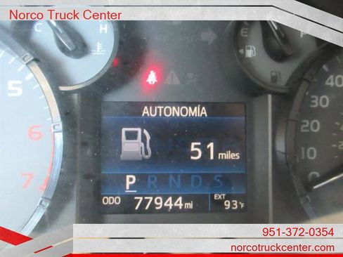 Used 2016 Toyota Tundra SR w/ Tow Package RWD image 9