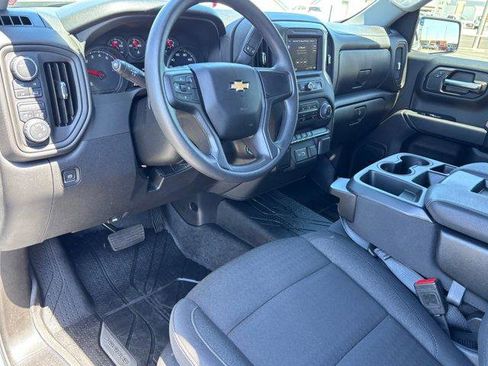 New 2025 Chevrolet Silverado 1500 Custom w/ LPO, Dark Essentials Package AWD/4WD image 15
