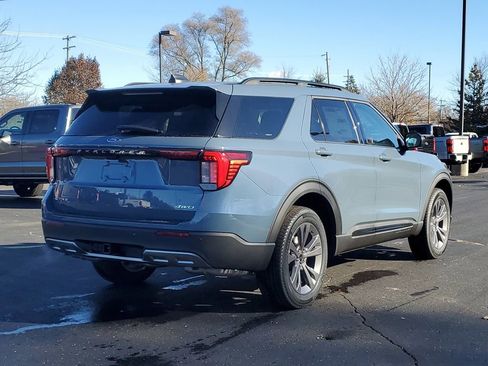 New 2026 Ford Explorer Active w/ Active Comfort Package image 4