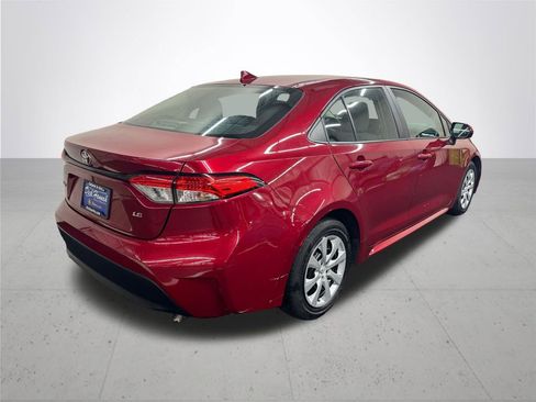Used 2024 Toyota Corolla LE image 7
