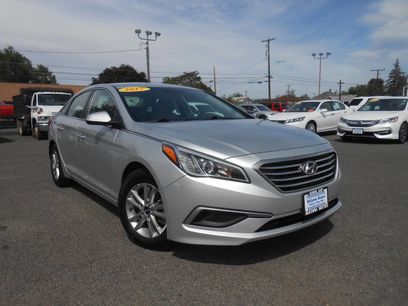 Used 2017 Hyundai Sonata SE