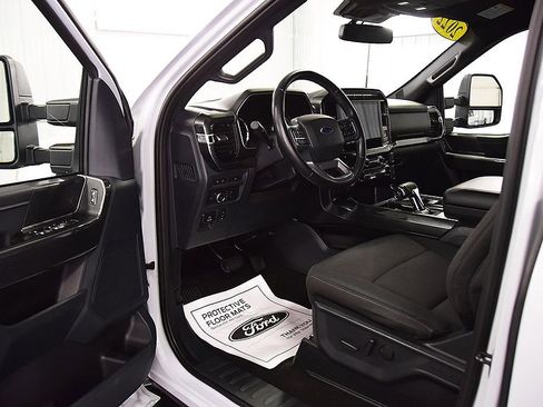 Used 2022 Ford F150 XLT w/ Equipment Group 302A High AWD/4WD image 15