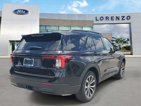 New 2026 Ford Explorer ST-Line RWD image 4