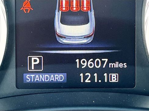 Used 2023 INFINITI Q50 Luxe w/ Cargo Package image 12