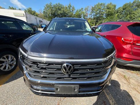 Used 2025 Volkswagen Atlas SEL Premium R-Line AWD/4WD image 6