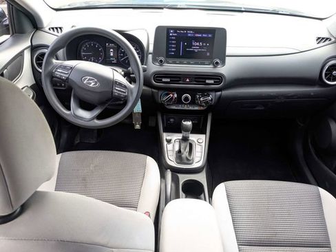 Used 2022 Hyundai Kona SE FWD image 14