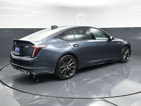Used 2025 Cadillac CT5 V RWD image 8