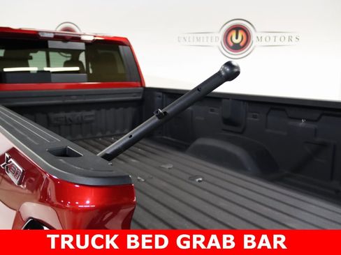 Used 2025 GMC Sierra 3500 SLT w/ SLT Premium Package image 19