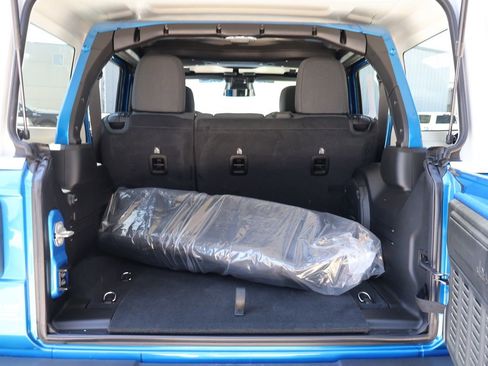 New 2026 Jeep Wrangler Unlimited Rubicon w/ Whitecap Package AWD/4WD image 14