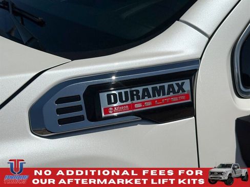 Used 2024 GMC Sierra 3500 Denali w/ Denali Reserve Package AWD/4WD image 13