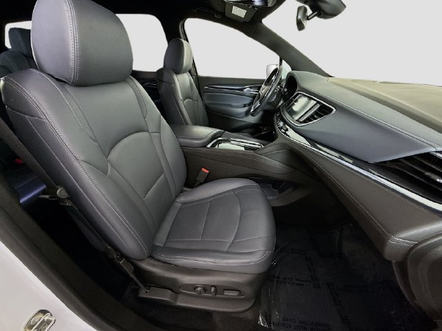 Used 2023 Buick Enclave Essence FWD image 28