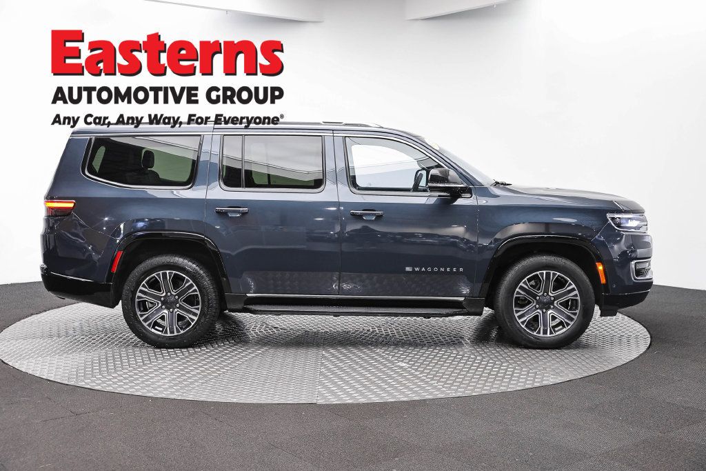 Used 2024 Jeep Wagoneer Series II w/ Flexible Seating Group AWD/4WD image 6