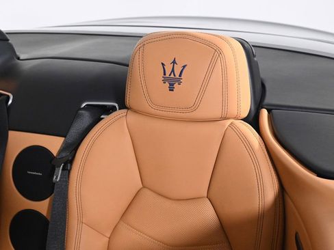 Used 2019 Maserati GranTurismo Sport image 19