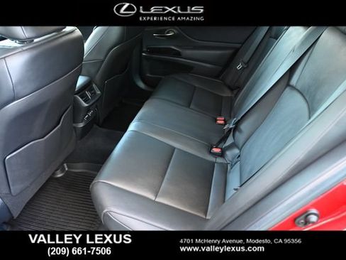 Certified 2024 Lexus ES 300h w/ Premium Package FWD image 16