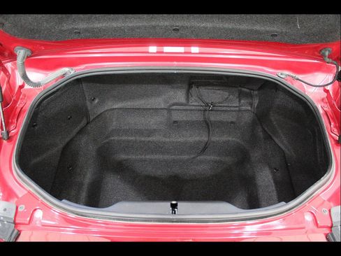 Used 2019 FIAT 124 Spider Classica w/ Technology Group RWD image 16