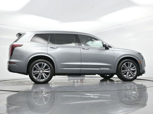 Certified 2024 Cadillac XT6 Premium Luxury w/ LPO, Floor Liner Package AWD/4WD image 57