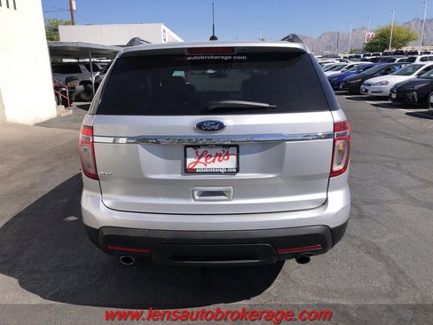 Used 2013 Ford Explorer XLT image 7