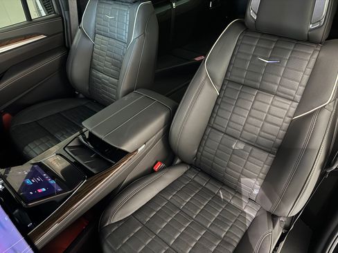 New 2026 Cadillac Escalade ESV Platinum Sport image 47