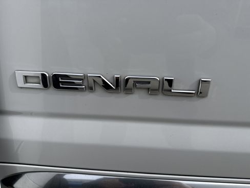 Used 2017 GMC Terrain Denali image 29