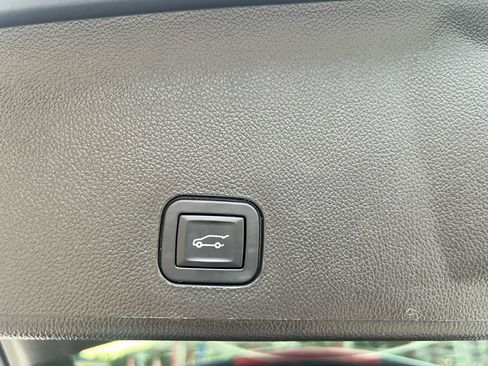Used 2014 Cadillac SRX Luxury FWD image 32