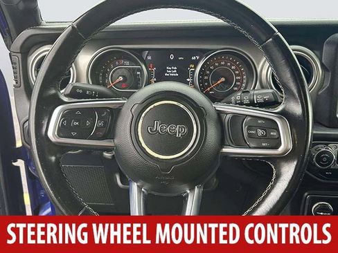 Used 2020 Jeep Wrangler Unlimited Sahara AWD/4WD image 7
