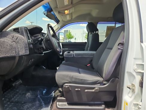 Used 2013 Chevrolet Silverado 3500 LT w/ Interior Plus Package AWD/4WD image 16