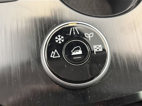 Used 2025 Nissan Rogue SV w/ Rock Creek Premium Package image 26