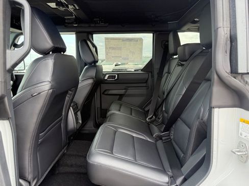 New 2026 Ford Bronco Outer Banks image 7