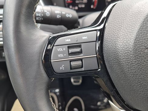 Certified 2025 Acura Integra A-Spec FWD image 17
