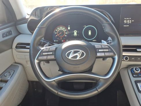 Used 2024 Hyundai Palisade SEL w/ Premium Package image 17