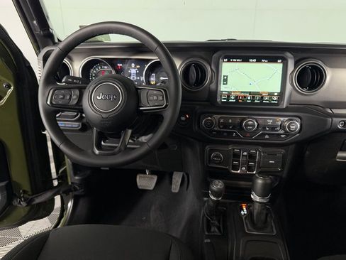 Used 2023 Jeep Wrangler Unlimited w/ Cold Weather Group image 12