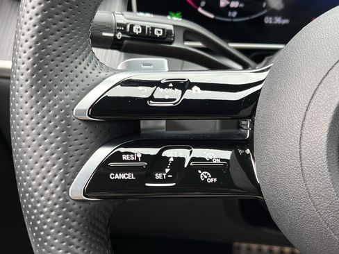 Certified 2025 Mercedes-Benz GLC 300 4MATIC image 30