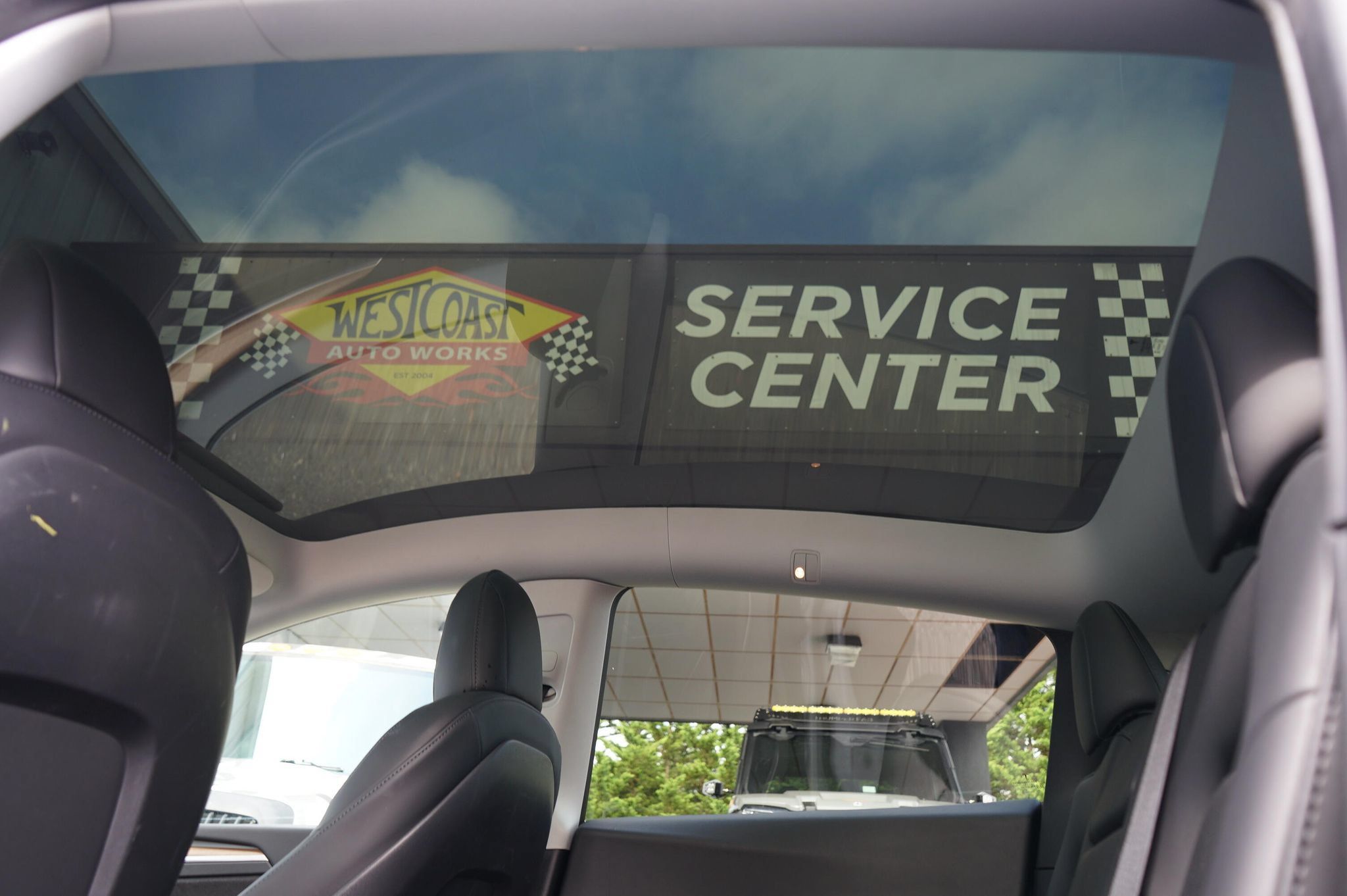 Used 2022 Tesla Model Y Performance AWD/4WD image 15