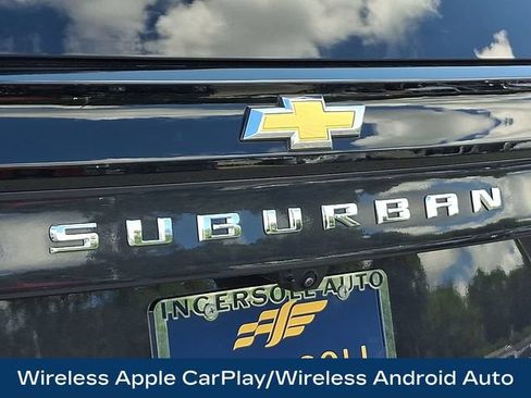 Used 2025 Chevrolet Suburban Premier AWD/4WD image 33