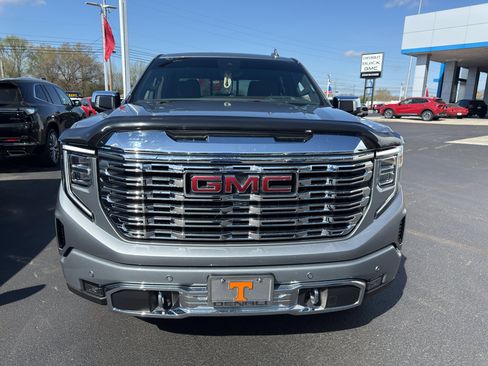 Used 2024 GMC Sierra 1500 Denali image 6