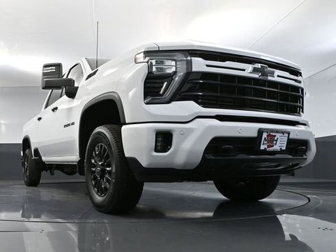 Used 2024 Chevrolet Silverado 2500 LTZ w/ LTZ Plus Package image 61