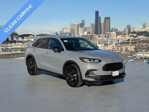 Used 2025 Honda HR-V Sport image 1