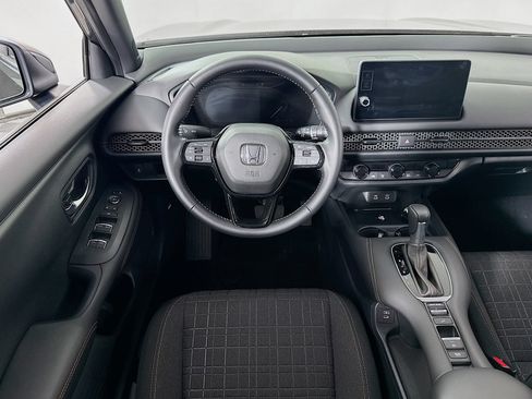 Certified 2026 Honda HR-V Sport image 18