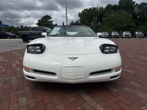 Used 2003 Chevrolet Corvette Convertible RWD image 31