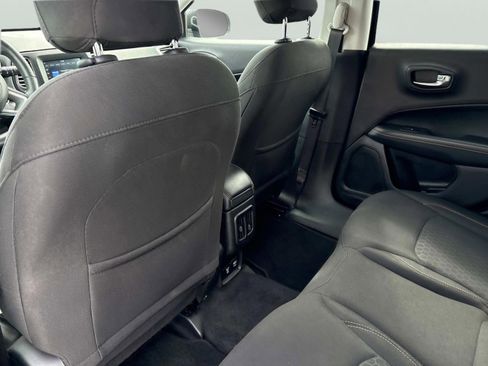 Used 2018 Jeep Compass Sport w/ Tech Group image 15