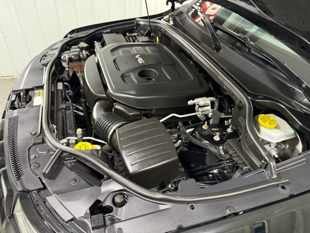 Used 2018 Jeep Grand Cherokee Altitude AWD/4WD image 25